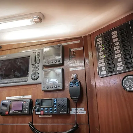 Segelyacht Botel *