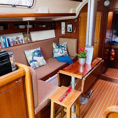 Segelyacht Botel Bremen