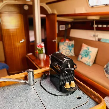 Segelyacht Botel *