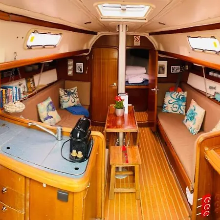 Segelyacht Botel Bremen