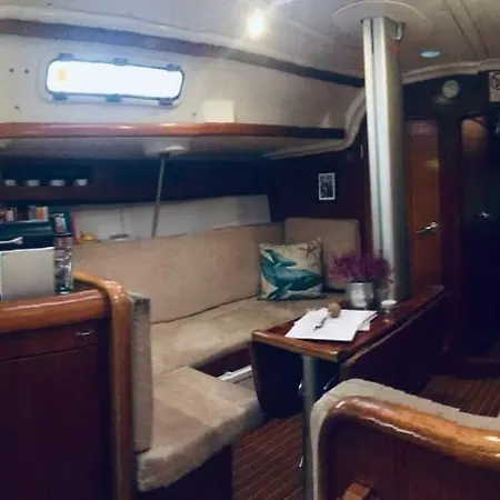 Segelyacht Botel Bremen