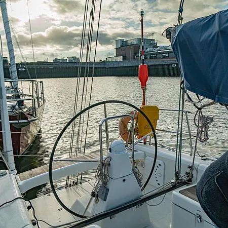 Segelyacht Hotel en barco *