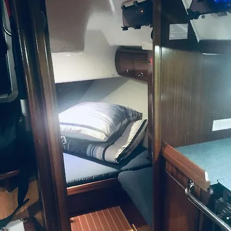 Segelyacht Båthotell BRE